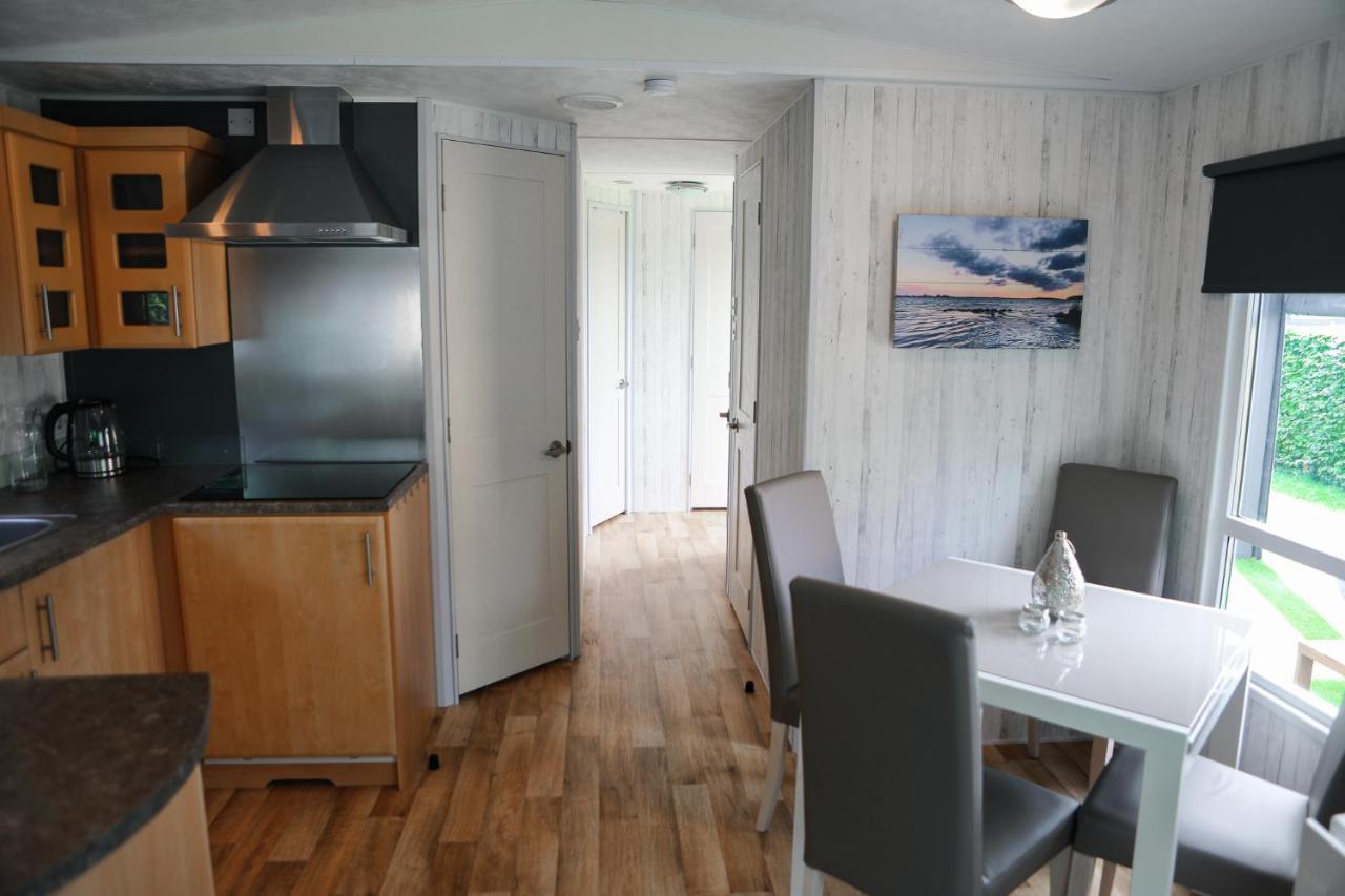 Chalet Op 5* Camping De Paardekreek Кортгене Екстер'єр фото