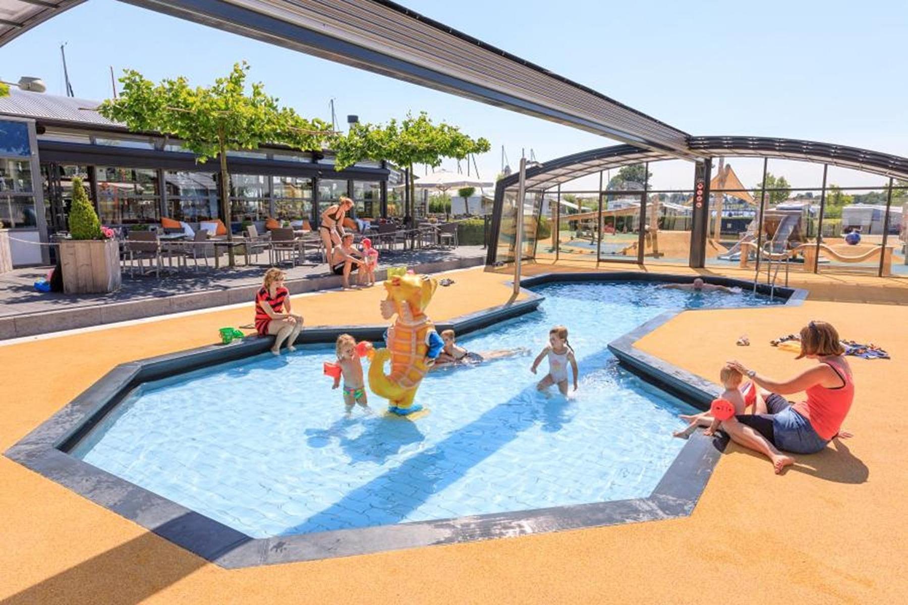 Chalet Op 5* Camping De Paardekreek Кортгене Екстер'єр фото